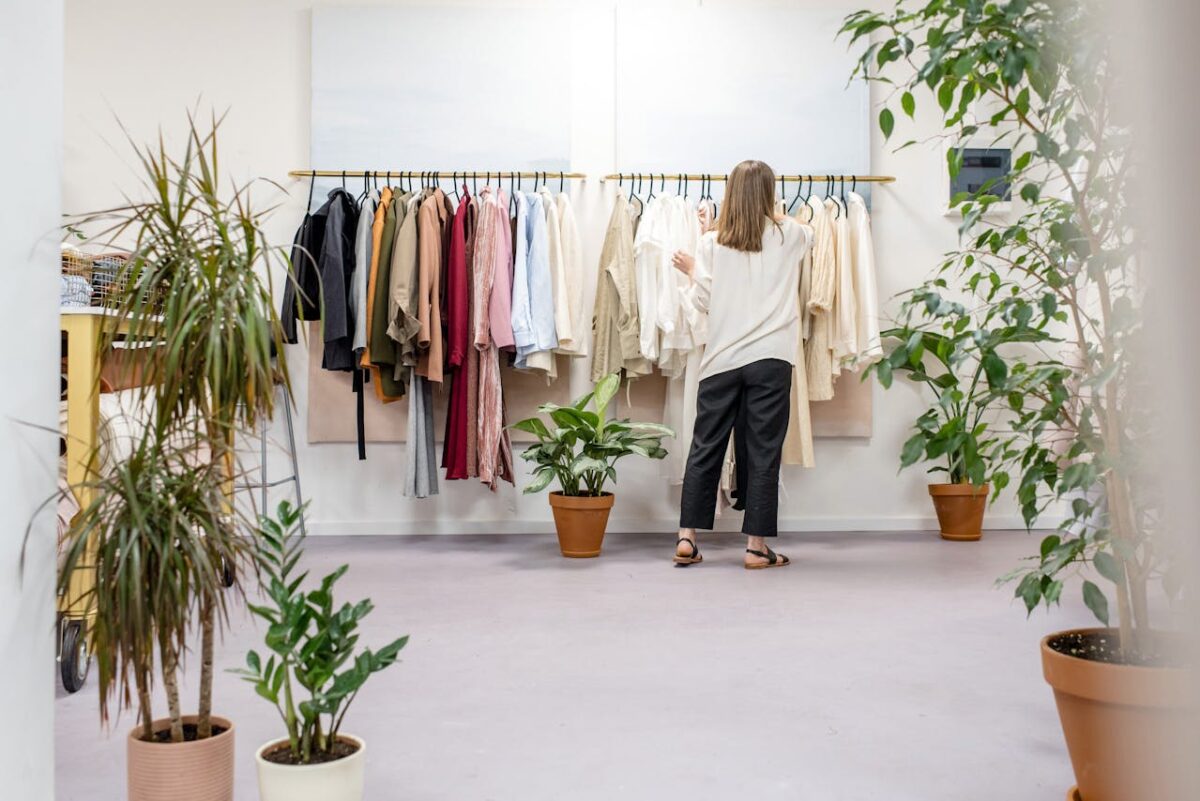 Summer office style: 10 trends professionals can wear to work